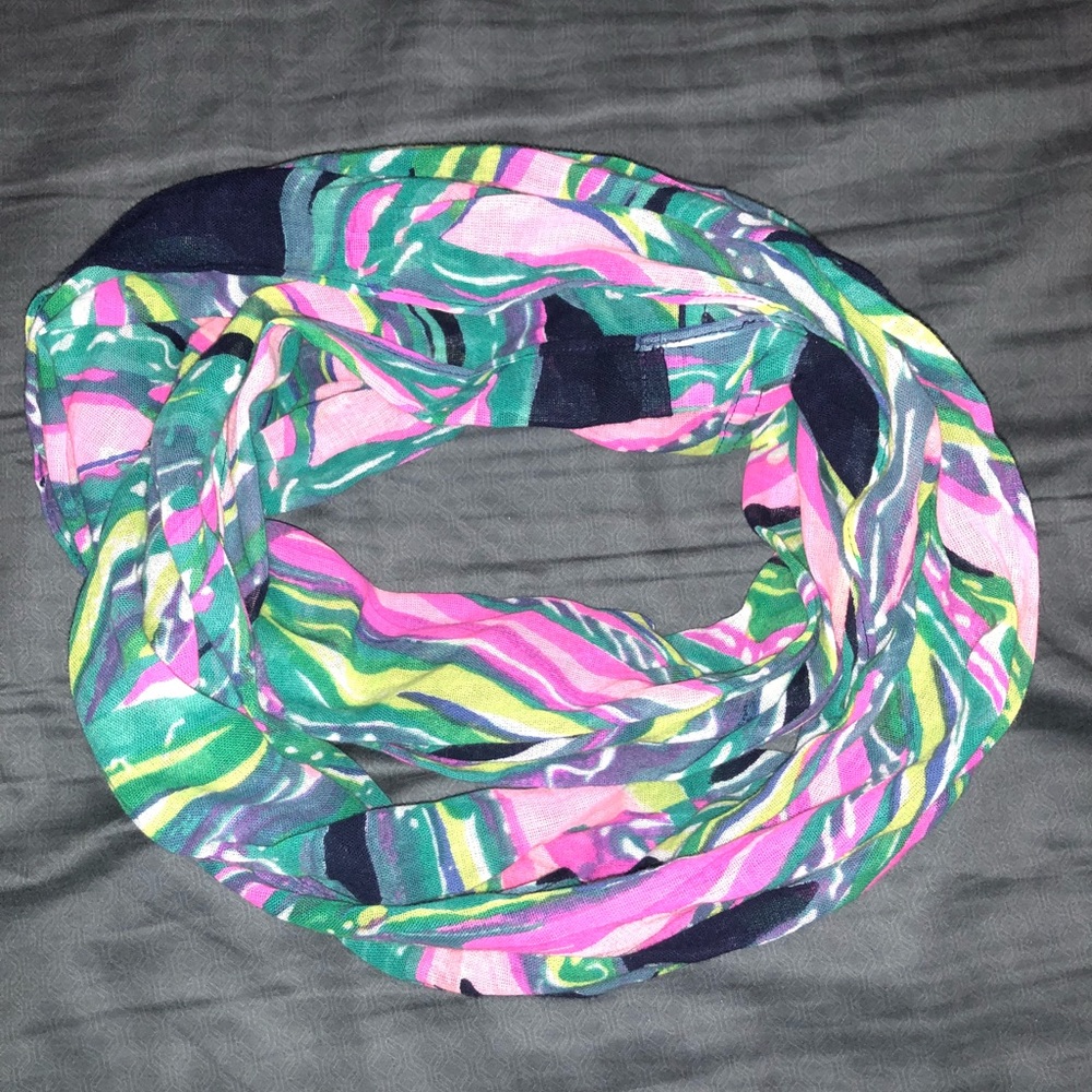 Lilly Pulitzer Mini Riley Infinity Loop Scarf